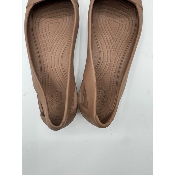 Crocs Sienna Brown/Bronze Flats With Closed Toe Size 9 - Picture 10 of 10